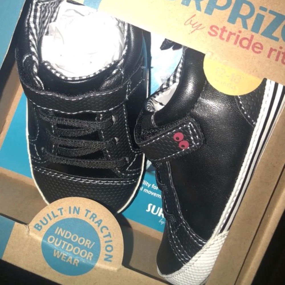 Surprize by Stride Rite Sneakers